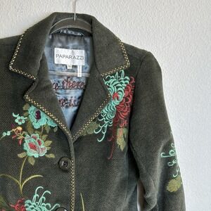 PAPARAZZI BIZ Embroidered Floral Gray Boho Artsy Button Lined Coat Jacket Size M